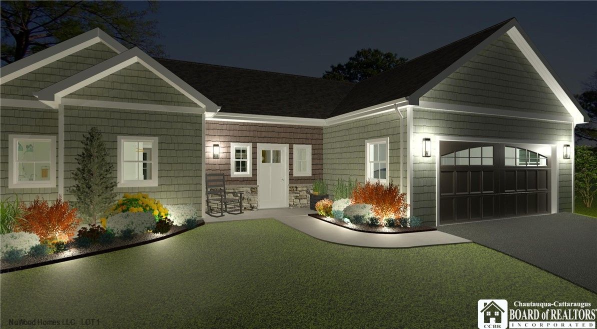Attached, Exterior, Facade, Ranch