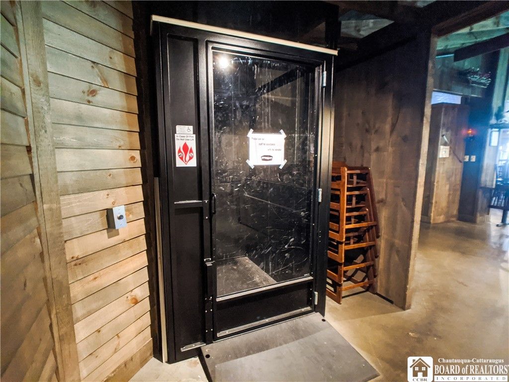 Elevator, Interior, Wooden Walls