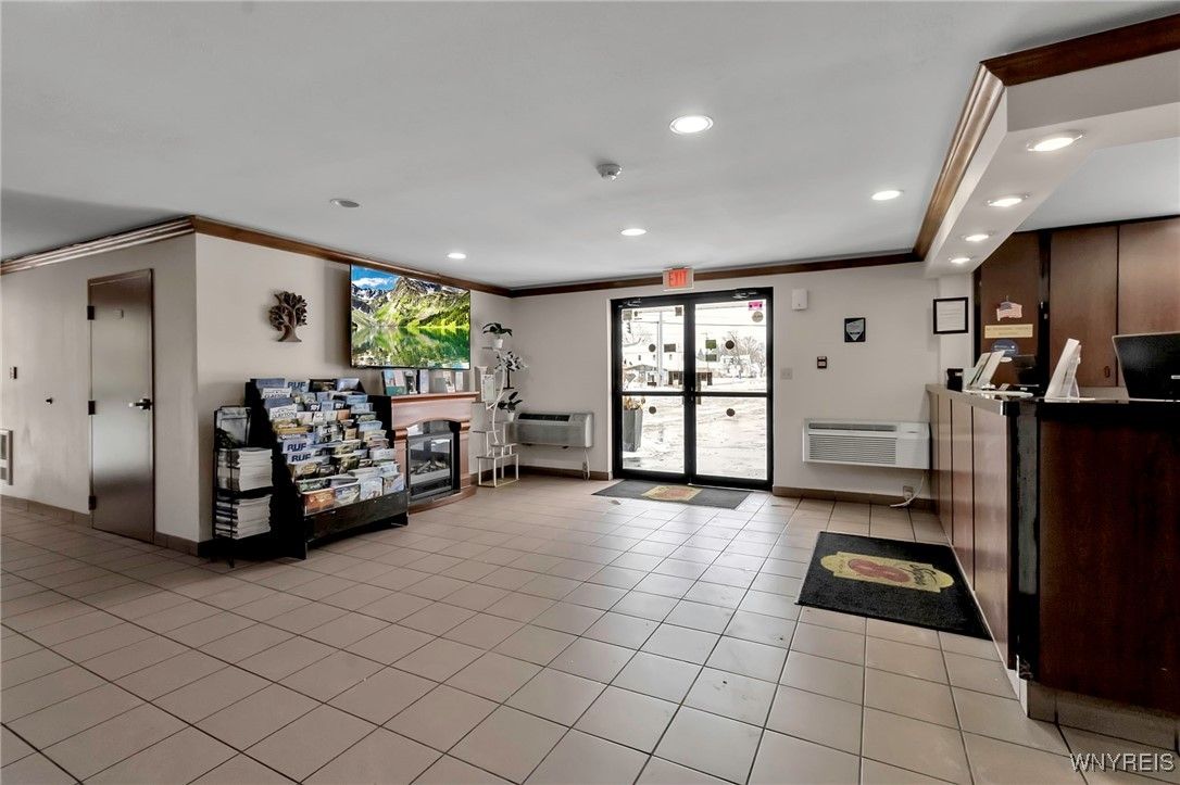 Interior, Recessed Lighting