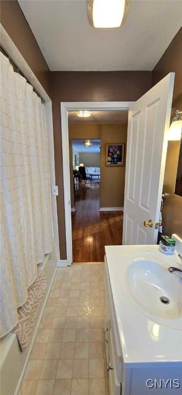 Bathroom, Interior, Wood Texture Flooring