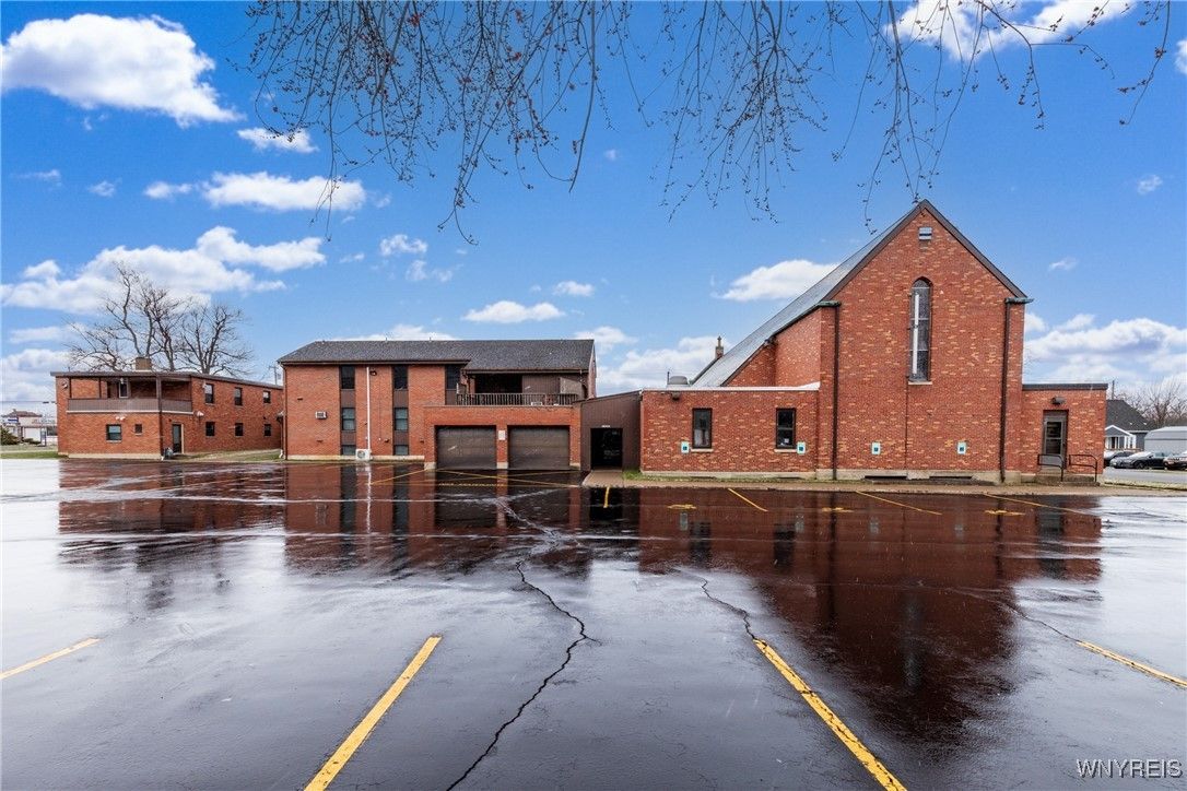 Exterior, Facade, Brick Facade, None