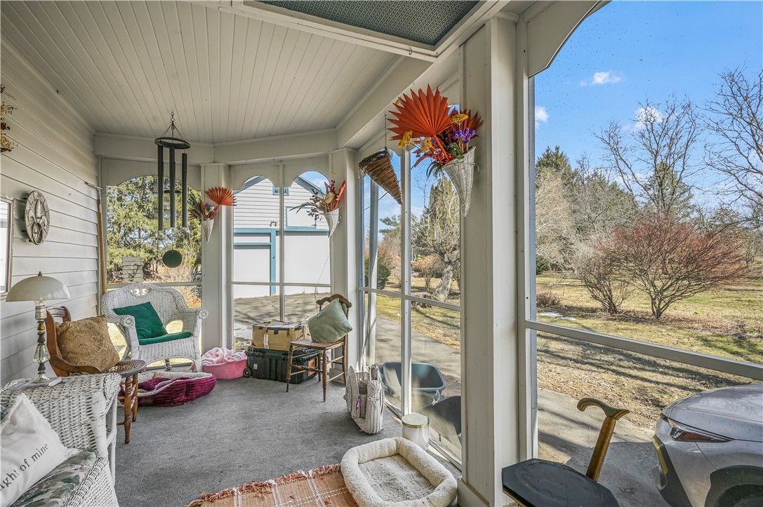 Exterior, Interior, Sun Room