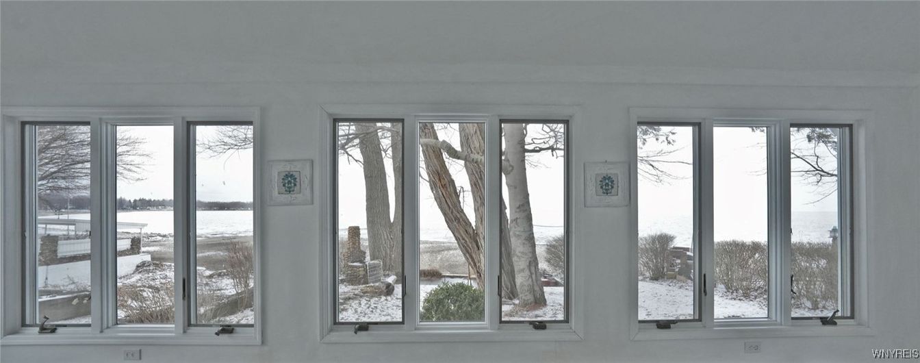 Interior, Water
