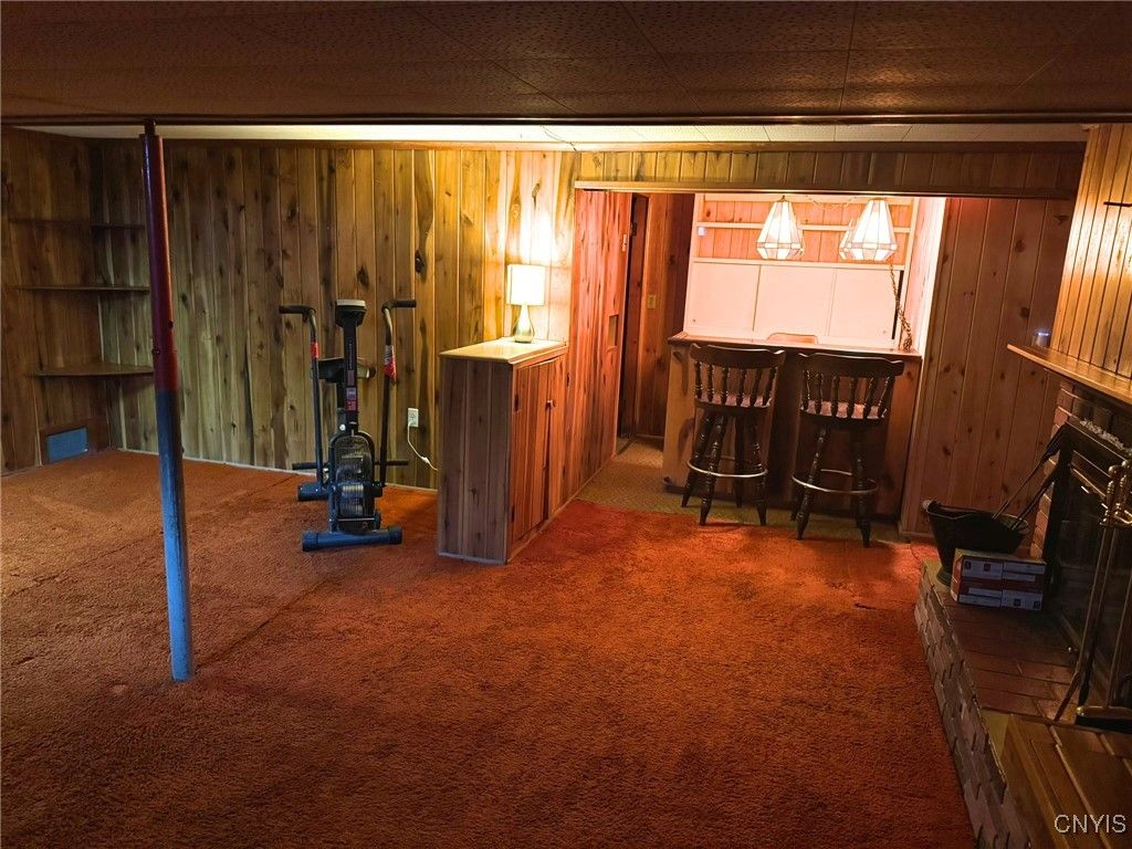 Fitness Equipment, Interior, Wooden Walls