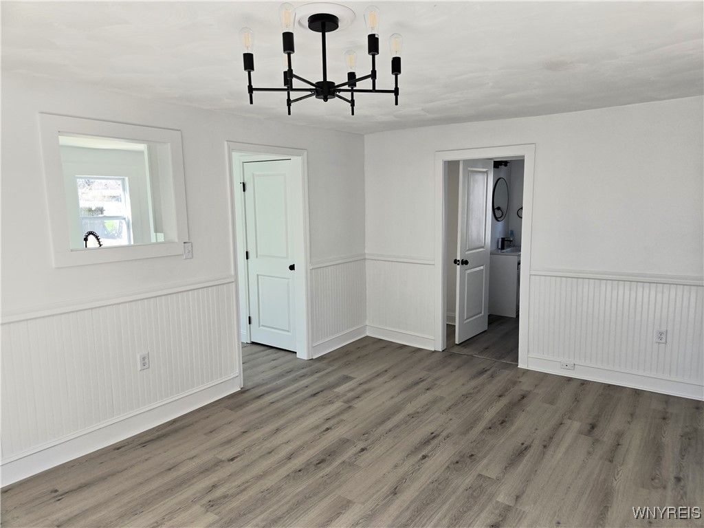 Chandelier, Empty room, Interior, Wood Texture Flooring