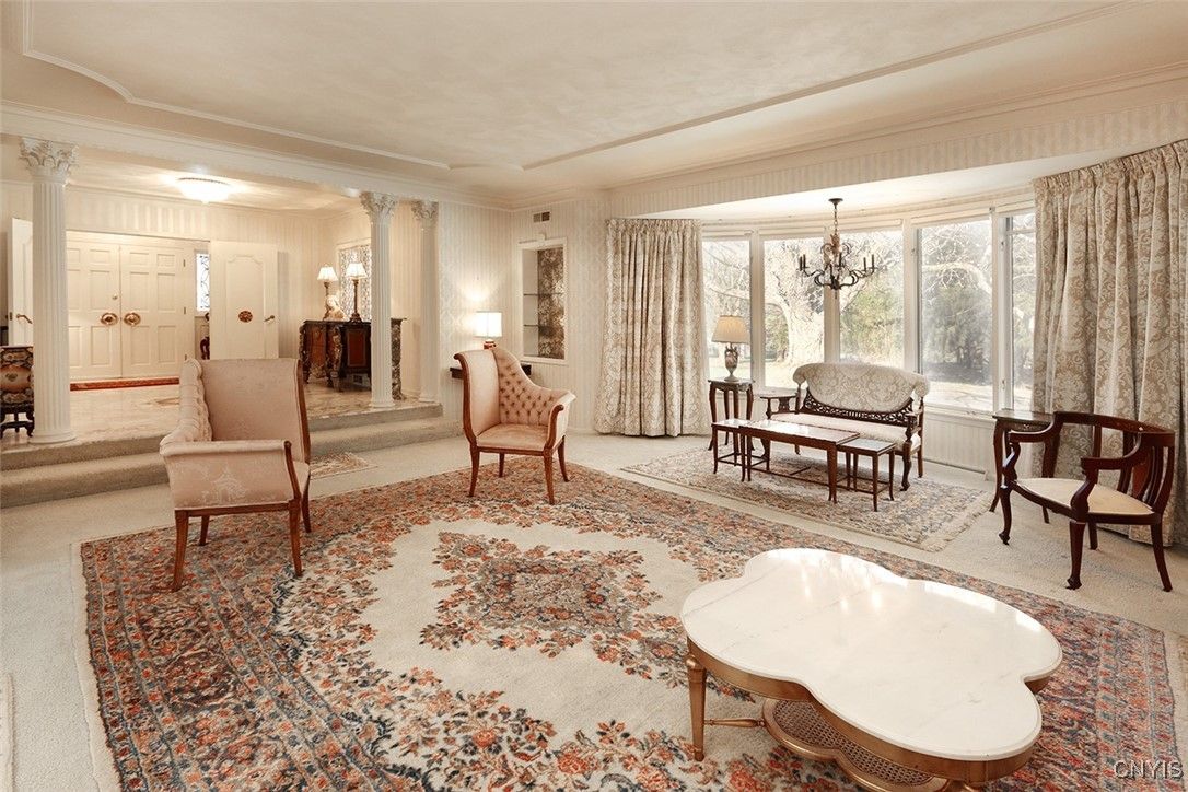 Chandelier, Interior, Living room