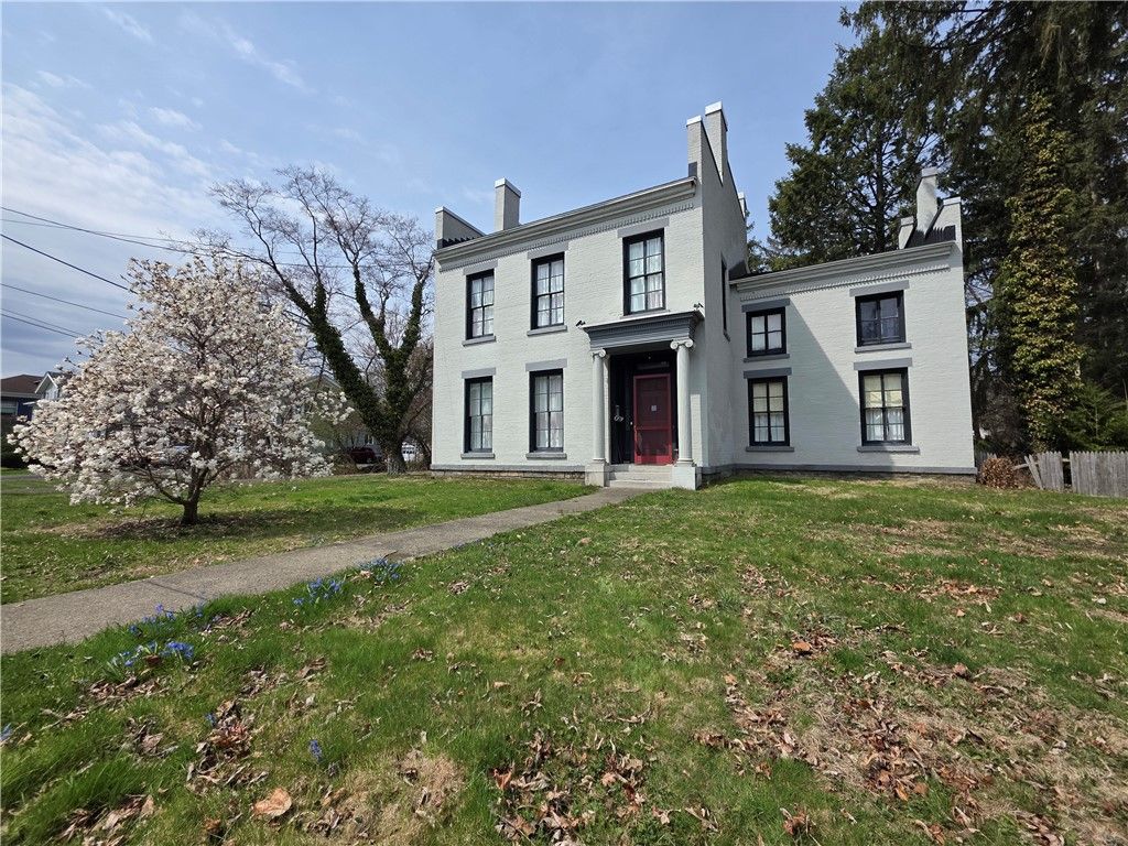 Backyard, Exterior, Facade, Georgian