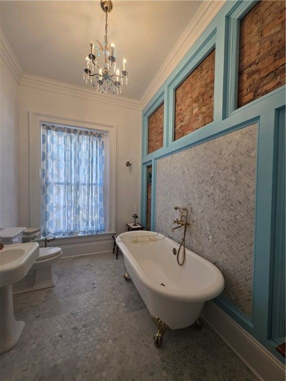 Bathroom, Chandelier, Free Standing Baths, Interior