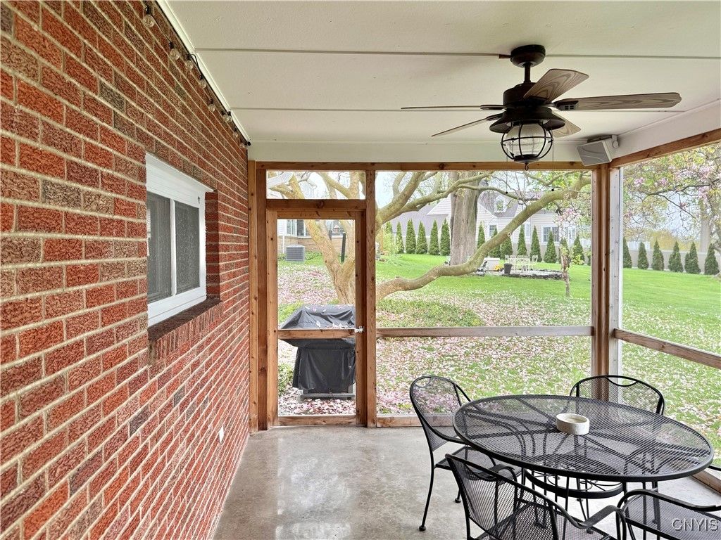 Dining room, Interior, Stone Walls, Sun Room