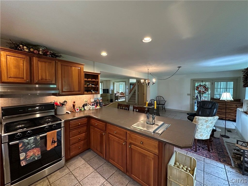 Chandelier, Dining room, Interior, Kitchen, Recessed Lighting