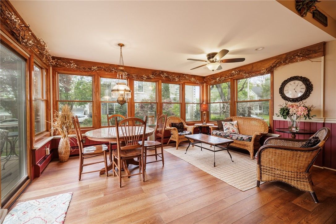 Dining room, Interior, Living room, Pendant Lights, Sun Room, Wood Texture Flooring