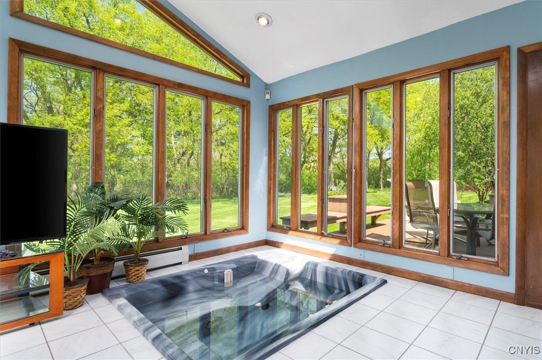 Interior, Recessed Lighting, Sun Room