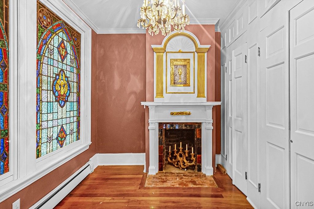 Chandelier, Fireplace, Interior, Wood Texture Flooring