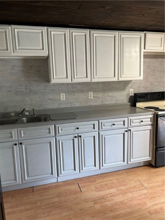 Interior, Kitchen, Wooden Ceilings, Wood Texture Flooring