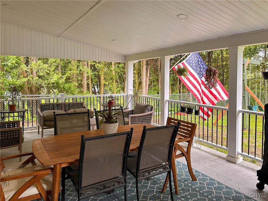 Dining room, Interior, Sun Room