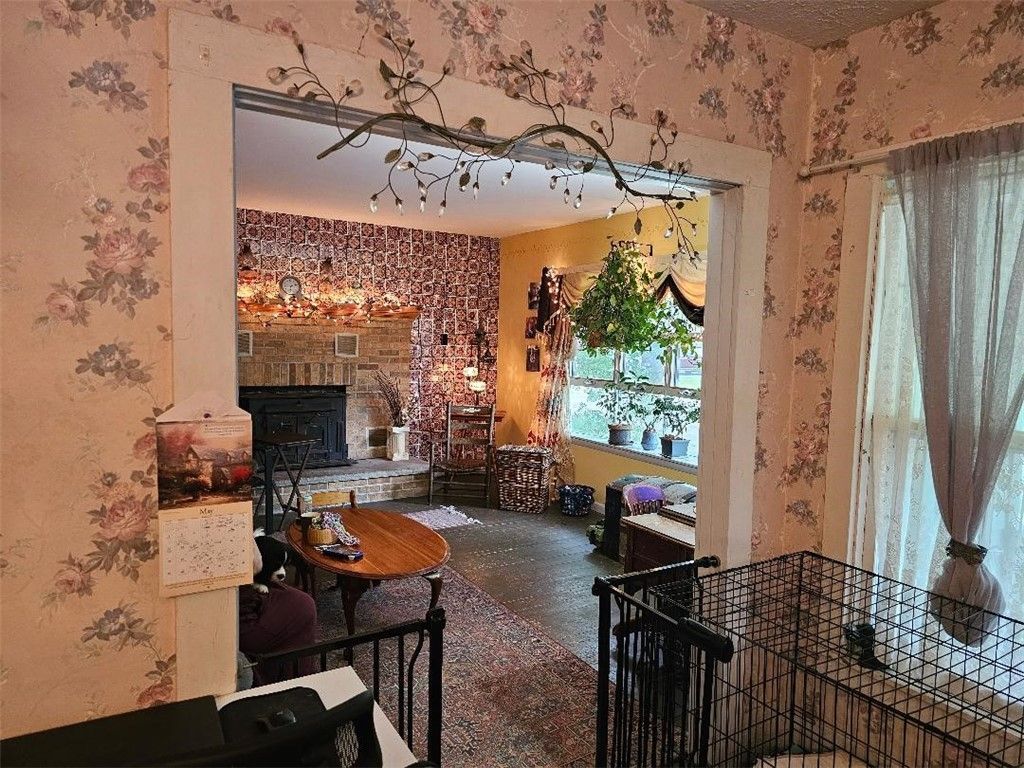Fireplace, Interior