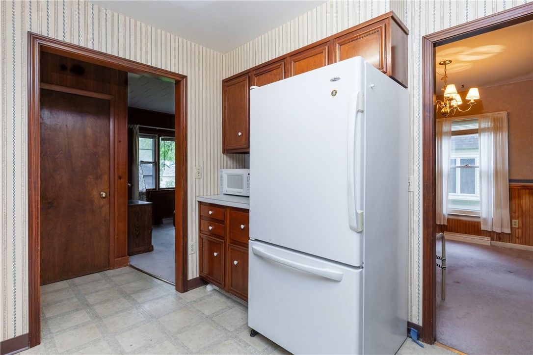Chandelier, Interior, Kitchen