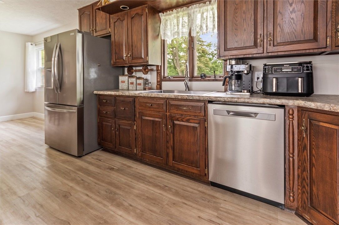 Chandelier, Interior, Kitchen, Stainless Steel Appliances, Wood Texture Flooring