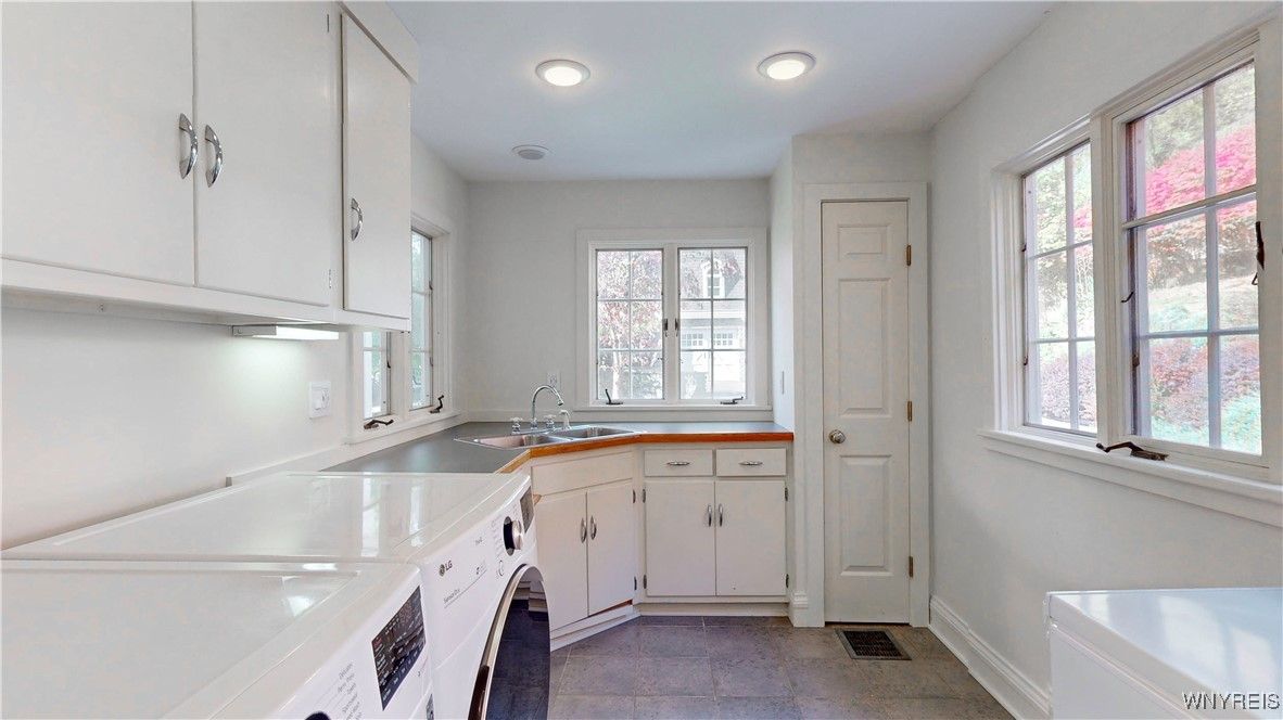 Interior, Recessed Lighting, Washer