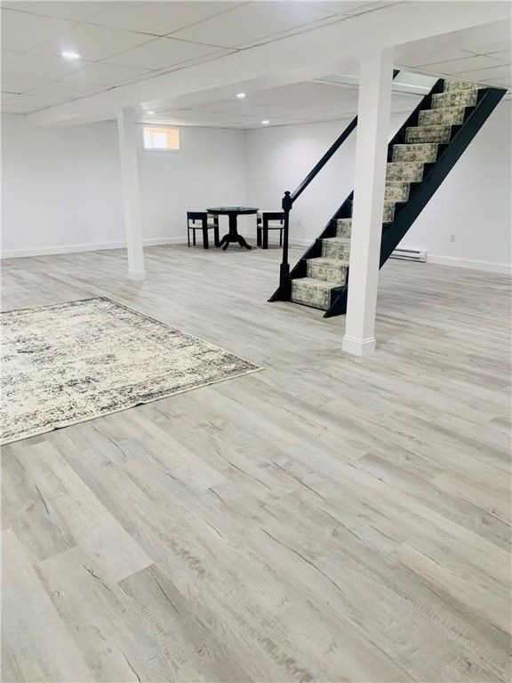 Interior, Recessed Lighting, Wood Texture Flooring