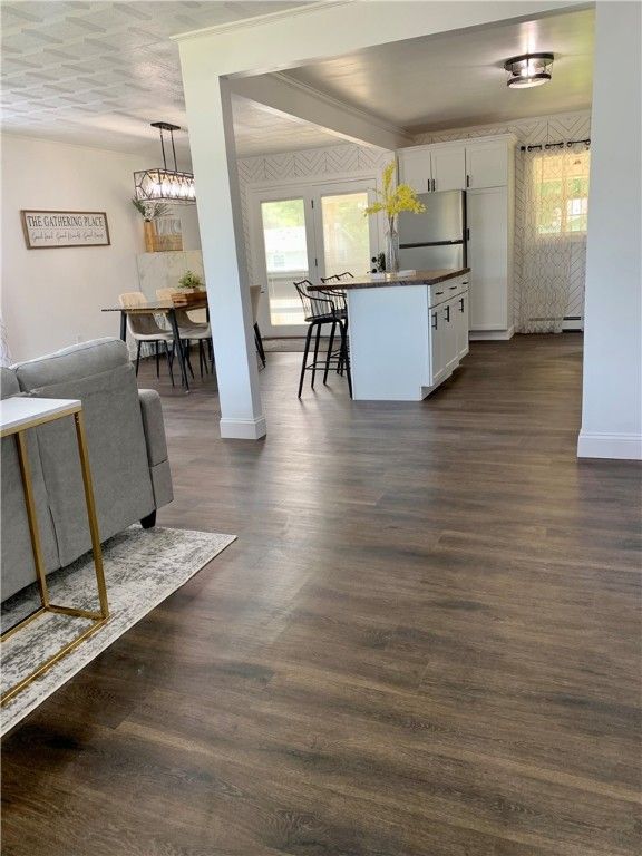 Chandelier, Dining room, Interior, Kitchen, Pendant Lights, Wood Texture Flooring