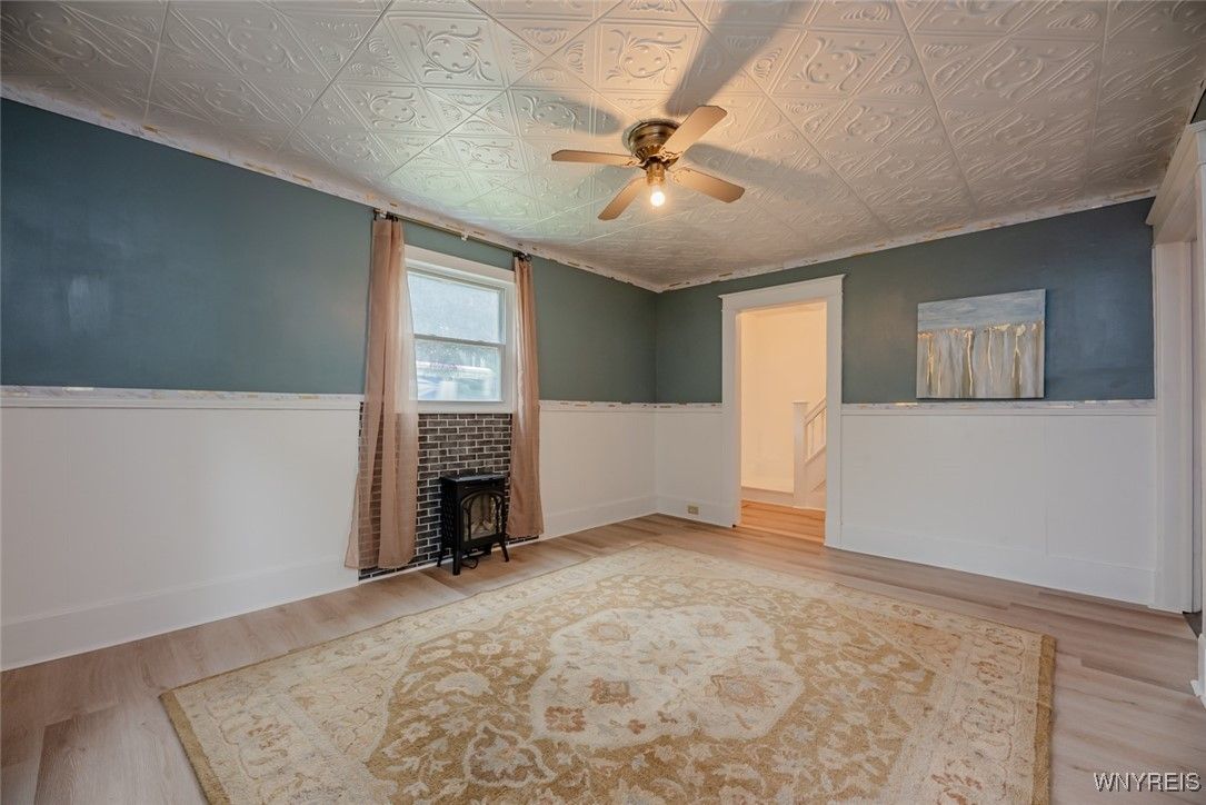 Empty room, Fireplace, Interior, Wood Texture Flooring