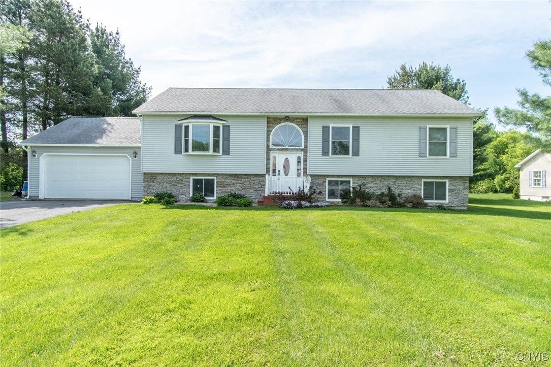 Attached, Backyard, Exterior, Facade, Raised Ranch