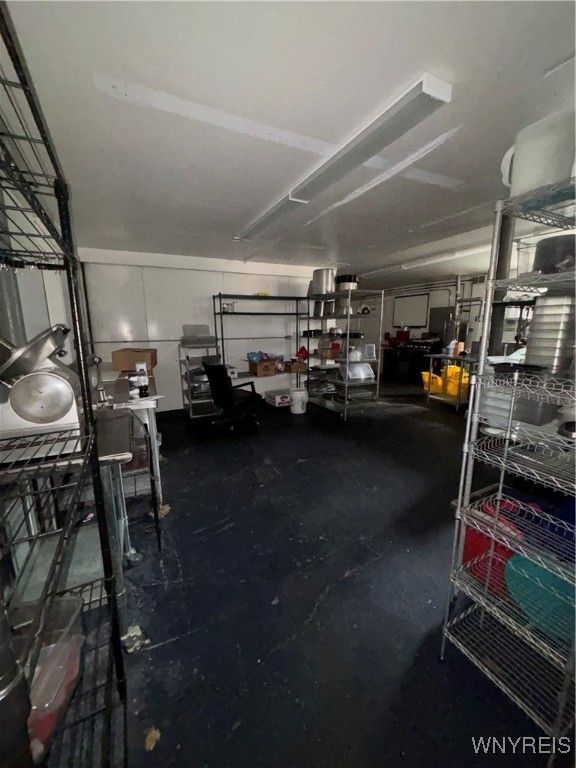 Garage, Interior