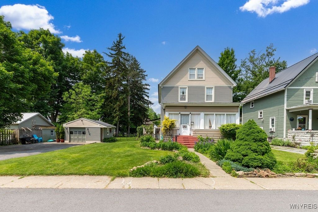 Detached Garage, Exterior, Facade, Solar Panels, Queen Anne Victorian