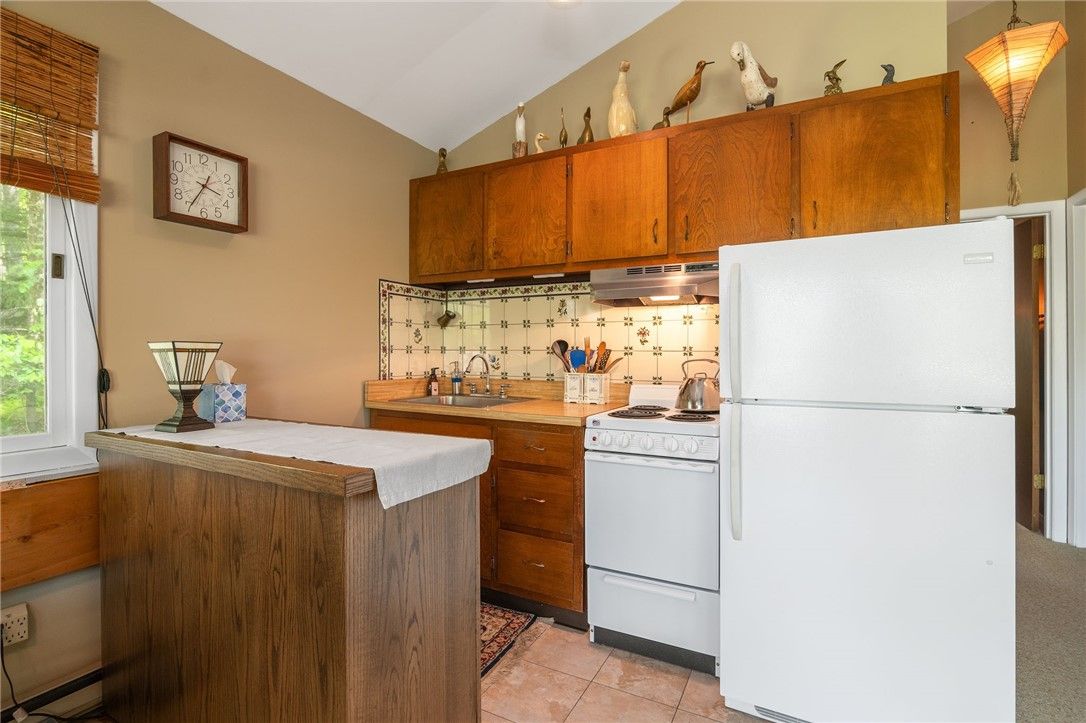 Interior, Kitchen, Tile Countertops