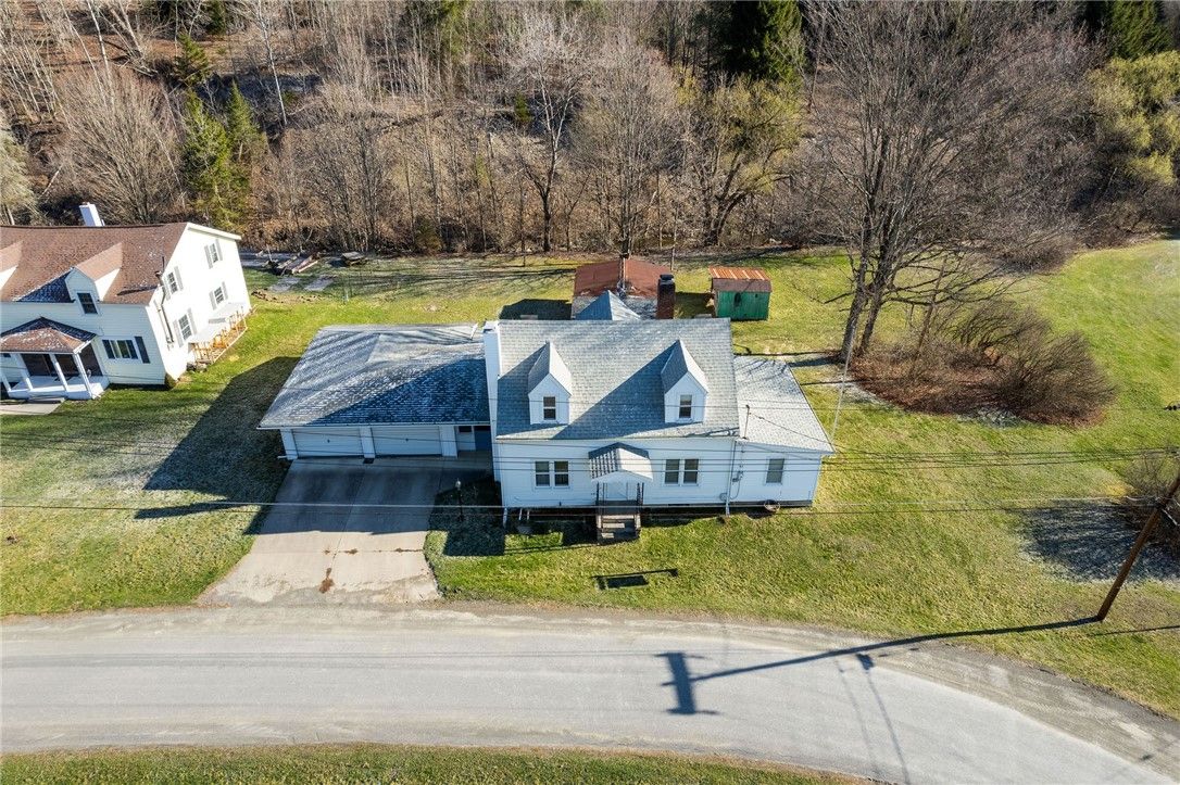 Exterior, Drone