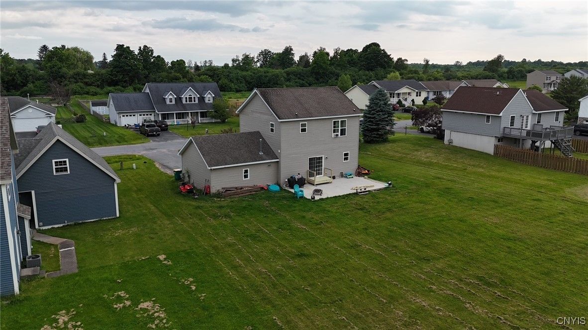 Exterior, Drone