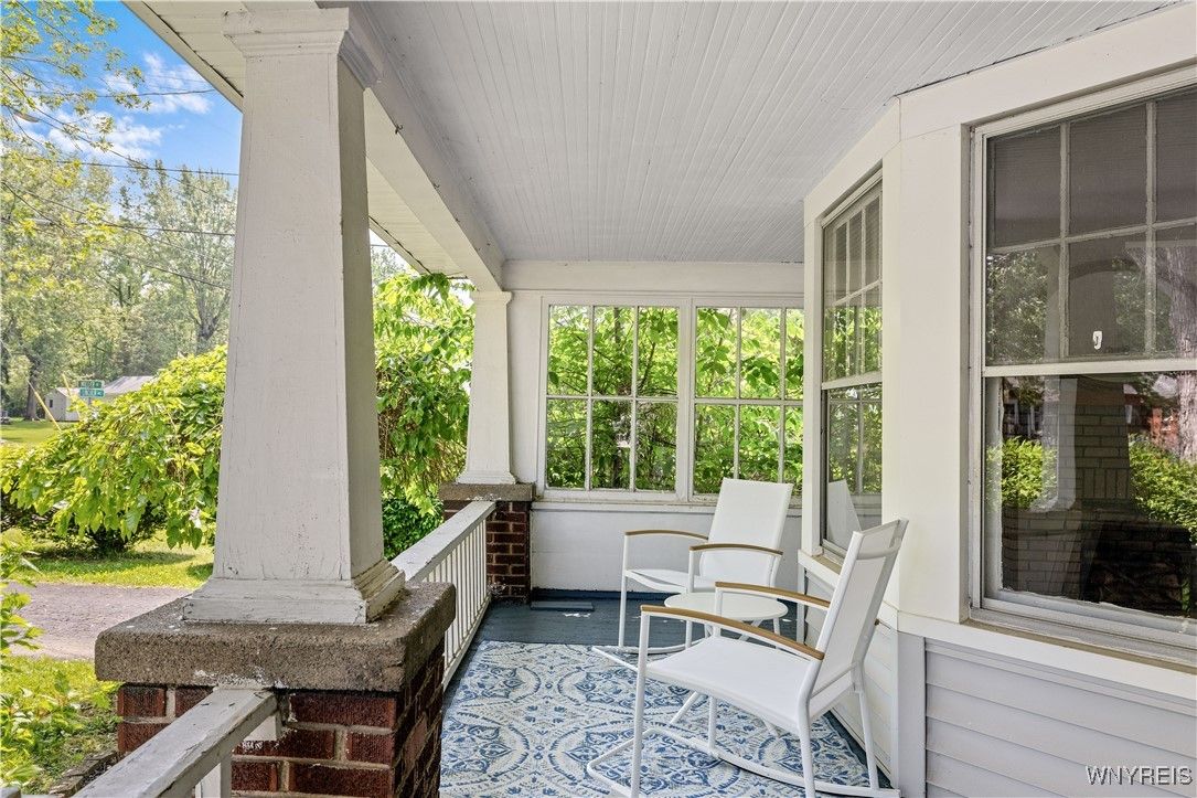 Exterior, Sun Room