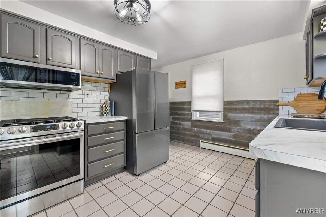 Interior, Kitchen, Stainless Steel Appliances