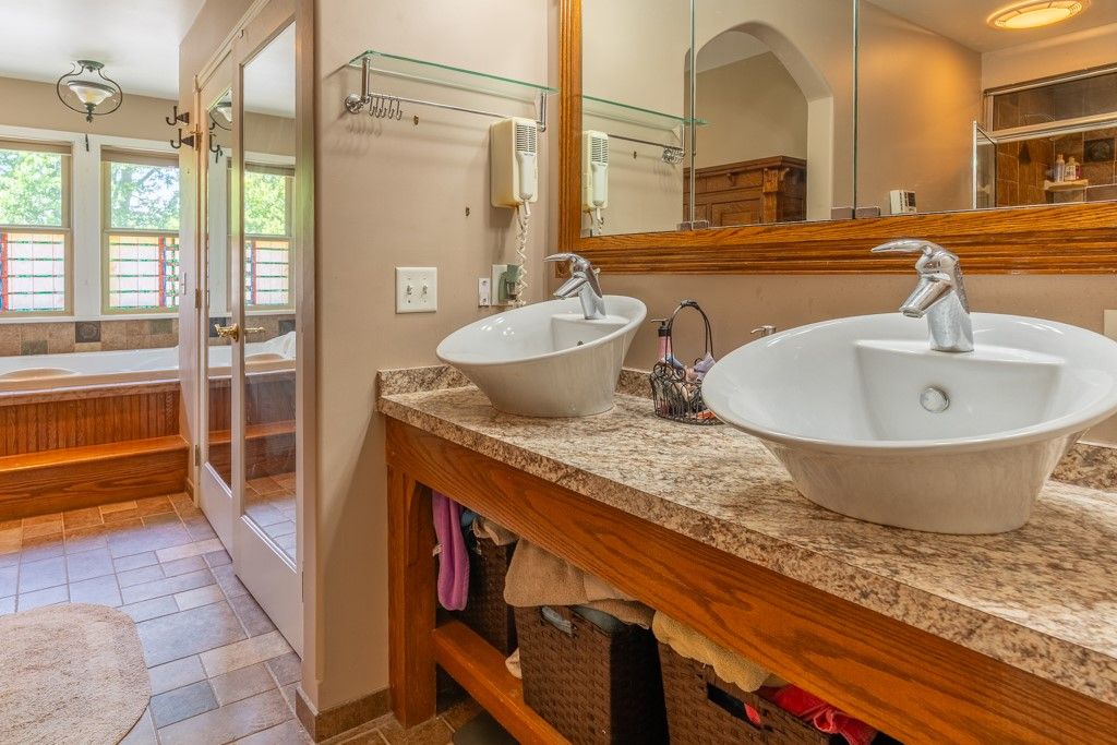 Bathroom, Dual Sink Vanities, Free Standing Baths, Interior