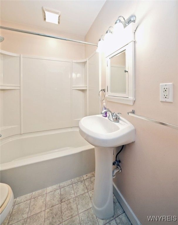 Bathroom, Interior