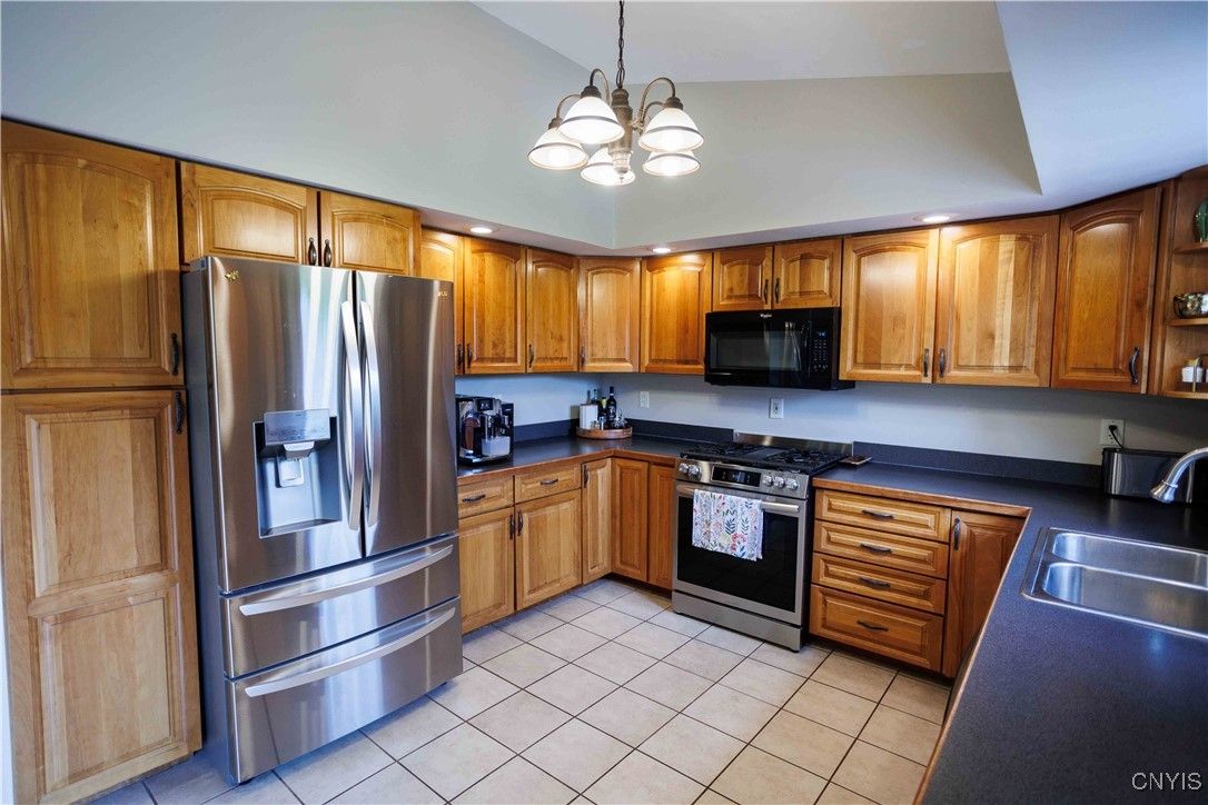 Interior, Kitchen, Pendant Lights, Recessed Lighting, Stainless Steel Appliances