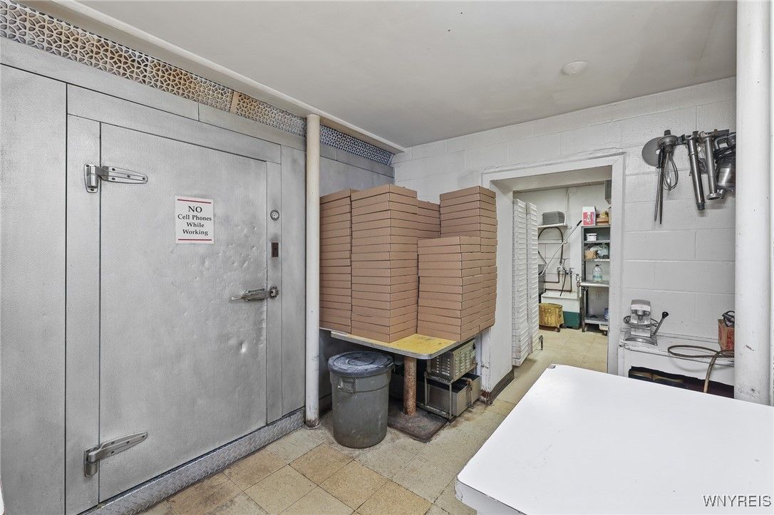 DE Listing image placeholder