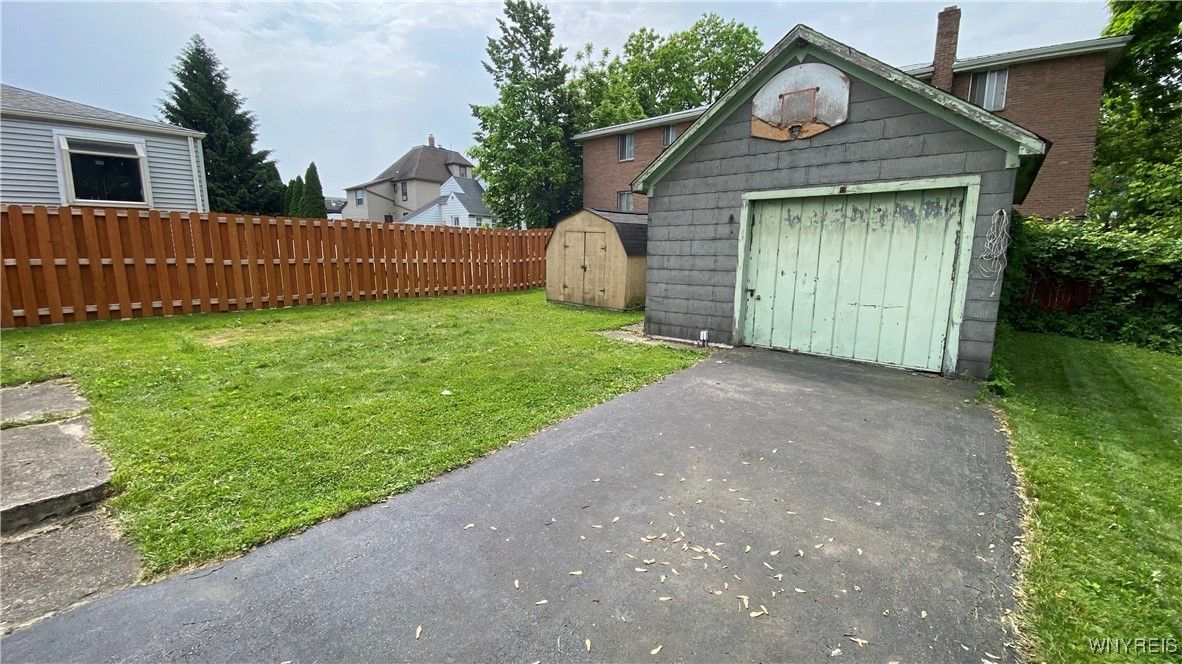Backyard, Detached Garage, Exterior
