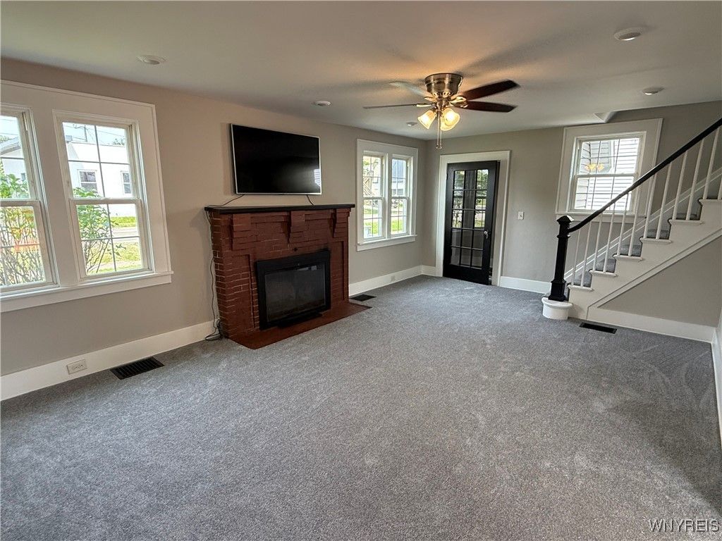 Fireplace, Interior, Recessed Lighting