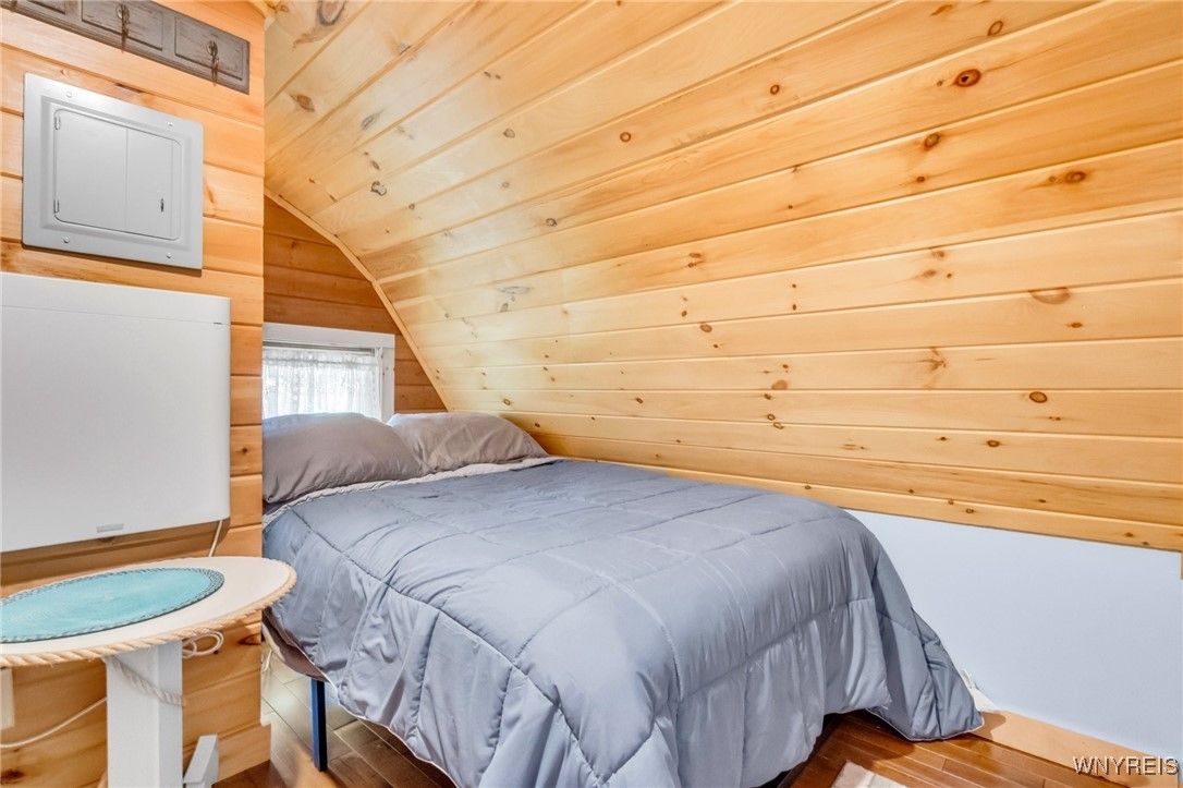 Bedroom, Interior, Wood Texture Flooring, Wooden Walls