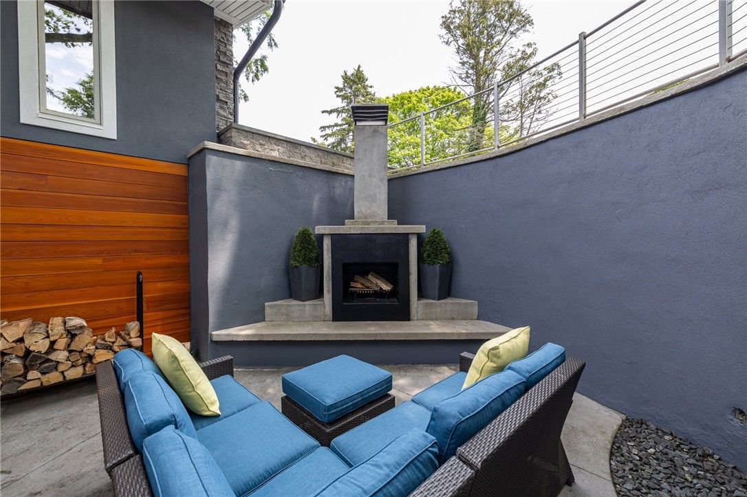 Exterior, Fireplace