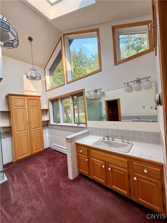 Bathroom, Interior, Pendant Lights, Tile Countertops
