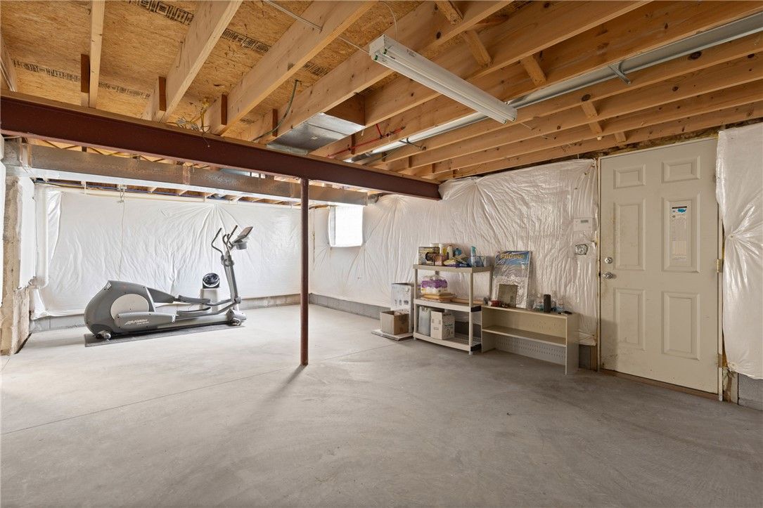 Fitness Equipment, Interior, Wooden Beams, Wooden Ceilings