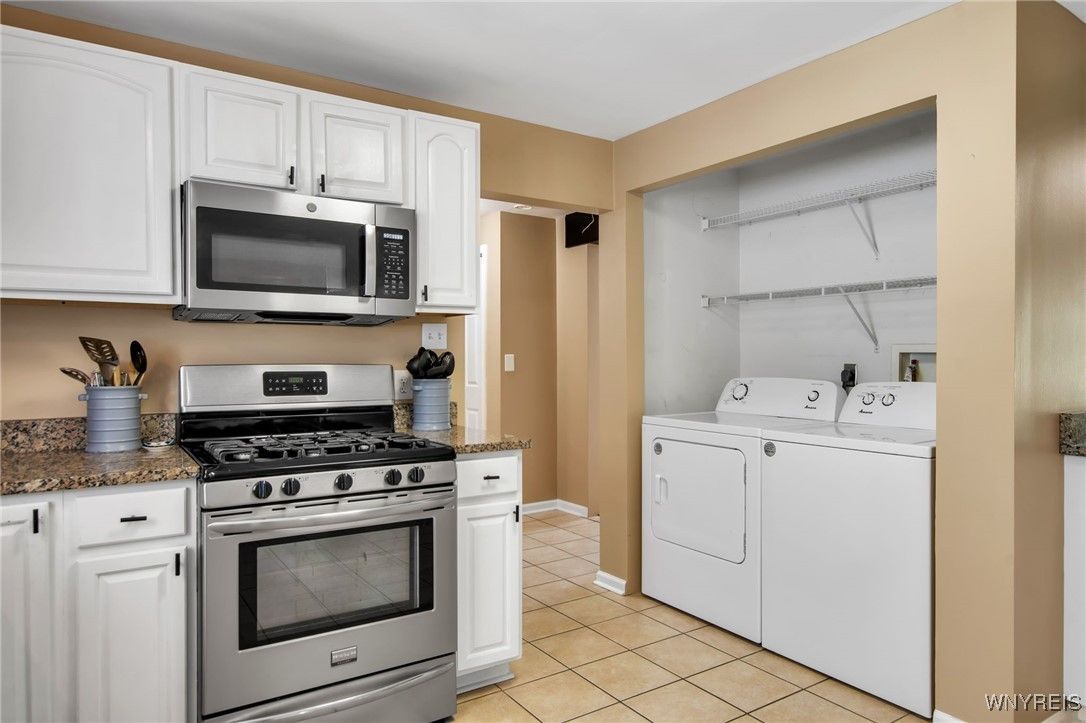 Interior, Kitchen, Stainless Steel Appliances, Washer