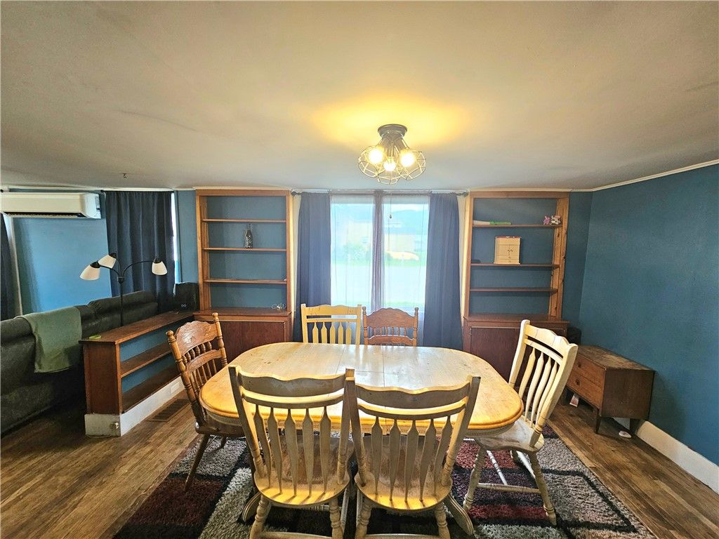 Dining room, Interior, Wood Texture Flooring