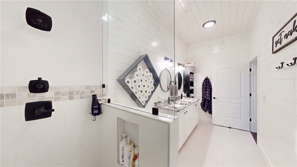 Interior, Recessed Lighting