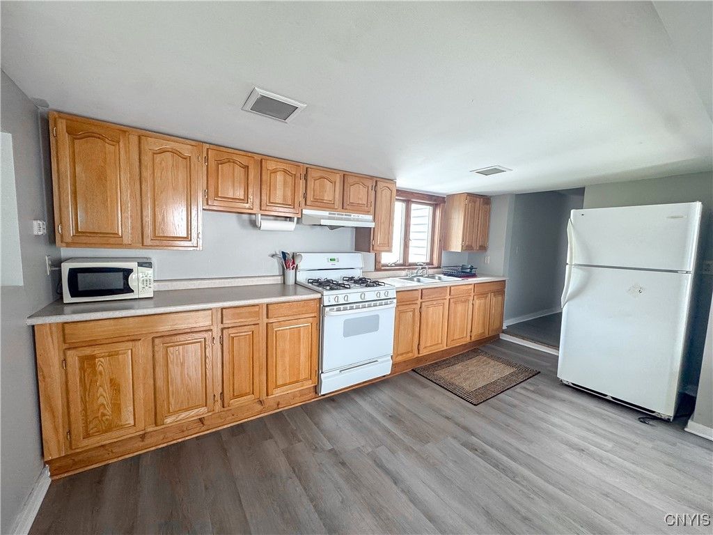 Interior, Kitchen, Wood Texture Flooring