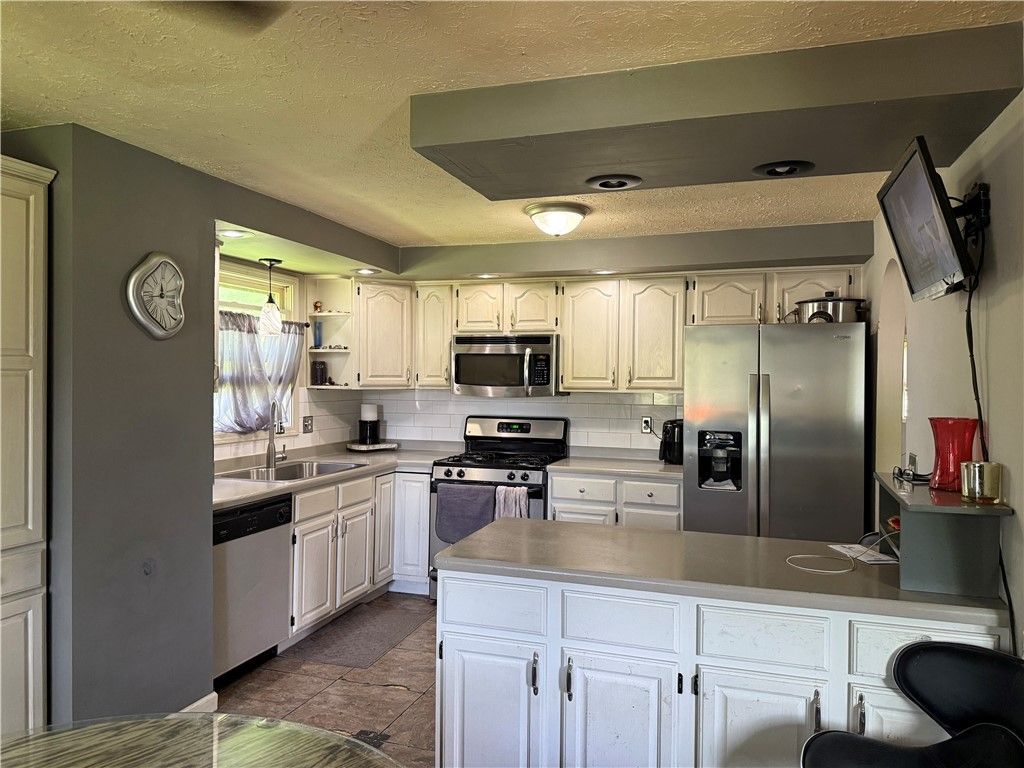 Interior, Kitchen, Stainless Steel Appliances