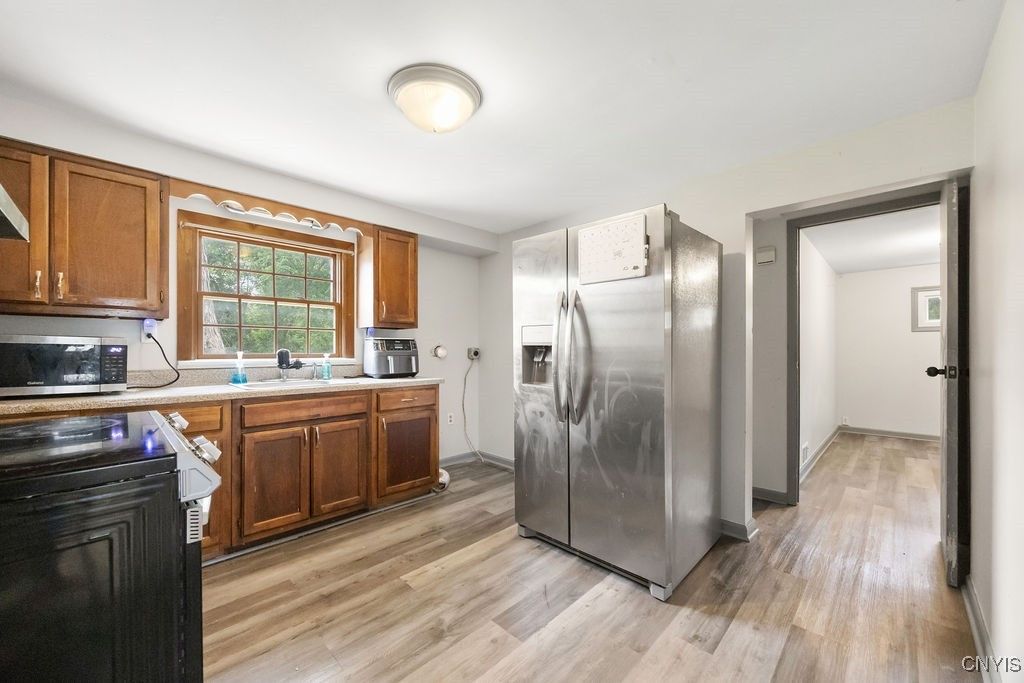Interior, Kitchen, Stainless Steel Appliances, Wood Texture Flooring
